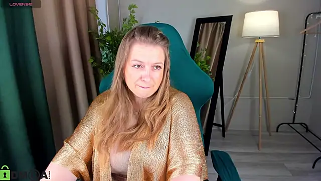 CleoXotie online show from May 2026 12:19:02 AM