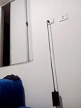 Snapshot of miguellccadena chatting on April 2026 03:29:02 AM miguellccadena online show from April 2026 03:29:02 AM