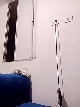 Snapshot of miguellccadena chatting on April 2026 05:08:02 AM miguellccadena online show from April 2026 05:08:02 AM