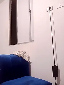 Snapshot of miguellccadena chatting on April 2026 03:40:02 AM miguellccadena online show from April 2026 03:40:02 AM