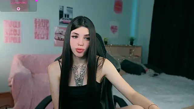 molly rettyy online show from July 2026 04:17:02 AM