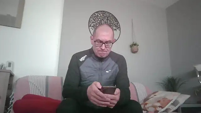 guiss3 online show from May 2026 11:59:01 AM