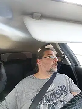 Snapshot of Ausreissender chatting on April 2026 08:59:01 AM Ausreissender online show from April 2026 08:59:01 AM