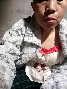 Snapshot of Vily-lonely chatting on May 2026 12:11:02 PM Vily-lonely online show from May 2026 12:11:02 PM