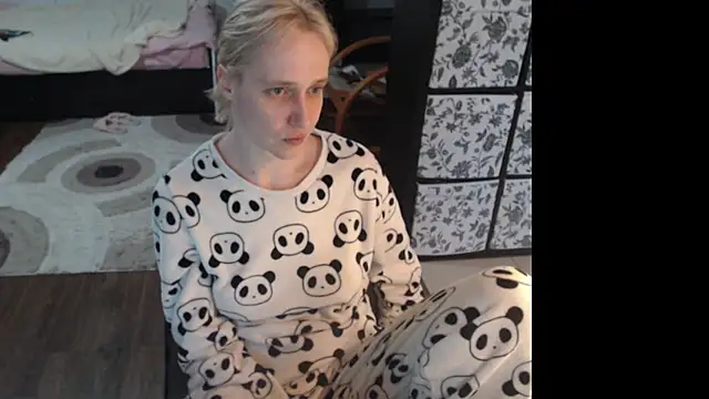 Snapshot of Sweet_hot_shrmp chatting on April 2026 05:35:01 AM Sweet hot shrmp online show from April 2026 05:35:01 AM