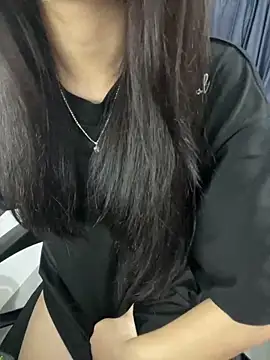 Annie nii online show from April 2026 02:49:02 AM