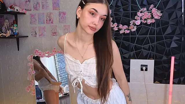 belle cute online show from April 2026 02:54:01 AM