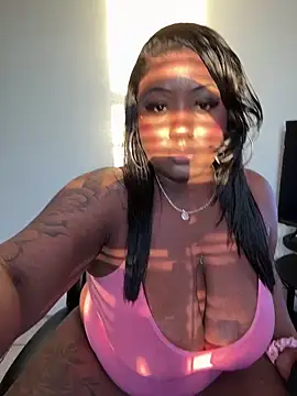 VERALONGG online show from May 2026 10:34:01 AM