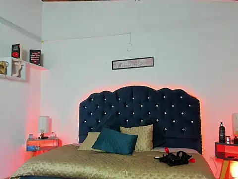 SaraRoads online show from May 2026 07:20:02 PM