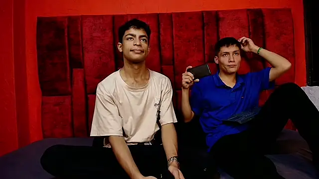 LuckandSamuel online show from April 2026 02:06:01 AM