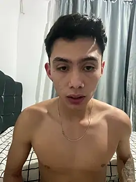 Snapshot of jmaxter chatting on April 2026 04:34:01 AM jmaxter online show from April 2026 04:34:01 AM