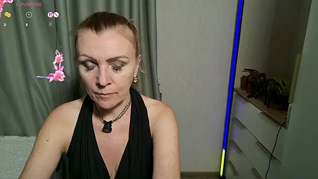 Snapshot of verywetforyou chatting on July 2026 02:10:01 PM verywetforyou online show from July 2026 02:10:01 PM