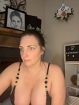 taylorsunshine online show from July 2026 07:39:01 PM
