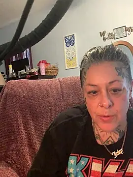 Snapshot of Kitty_bang chatting on April 2026 07:21:02 PM Kitty bang online show from April 2026 07:21:02 PM