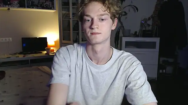 Daniel Yumm online show from April 2026 06:50:01 PM