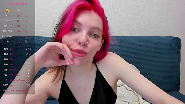 Snapshot of Marie_Reyess chatting on June 2026 06:05:01 AM Marie Reyess online show from June 2026 06:05:01 AM