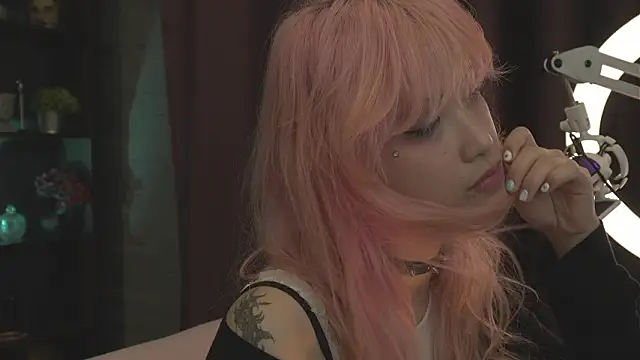 MikuMikiLeak online show from April 2026 08:37:02 AM