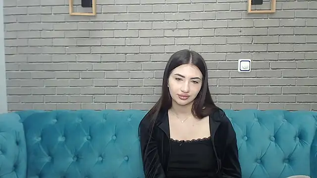 RebeccaMosc online show from April 2026 07:28:01 AM