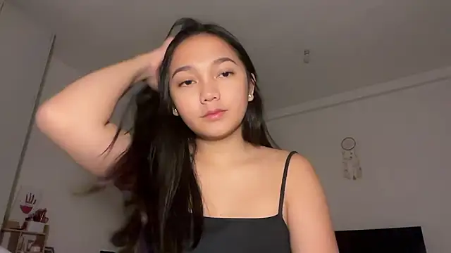 Snapshot of sweet_yuna22 chatting on April 2026 07:17:01 AM sweet yuna22 online show from April 2026 07:17:01 AM