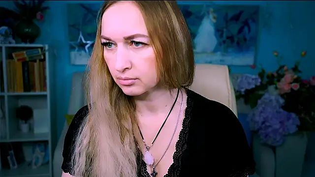 Snapshot of MiaHarrison_ chatting on April 2026 08:53:02 AM MiaHarrison online show from April 2026 08:53:02 AM