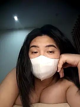 Alicee 001 online show from April 2026 05:09:02 PM