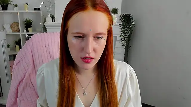 Snapshot of EvaBellea chatting on April 2026 02:50:01 PM EvaBellea online show from April 2026 02:50:01 PM