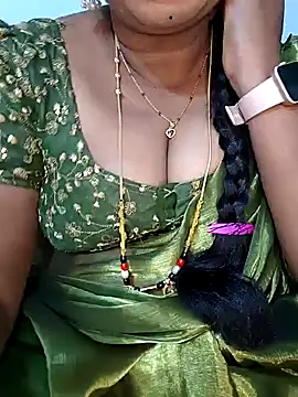 Priya smiley online show from April 2026 06:19:01 AM