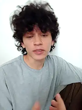 normalboy16 online show from April 2026 06:27:02 PM