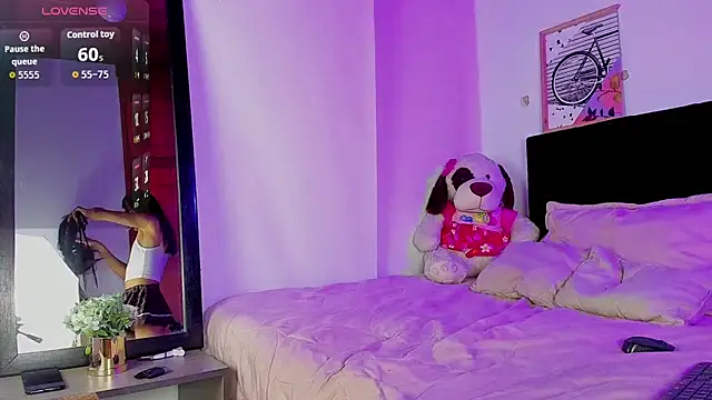 Alex evanss  online show from April 2026 02:09:02 AM