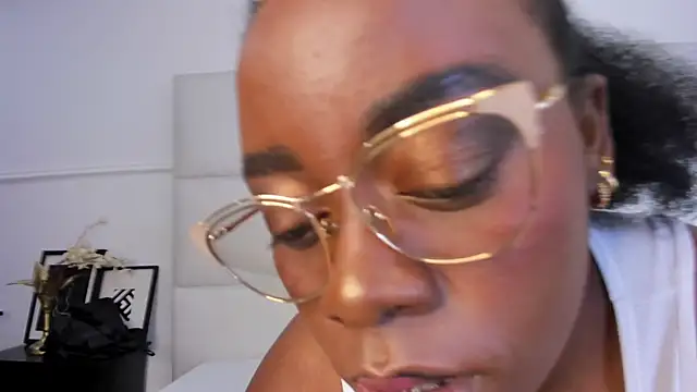 CanelaFlavor online show from April 2026 09:56:01 PM