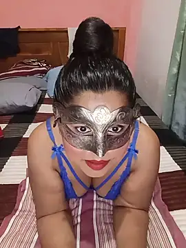 Snapshot of Maskedcurves chatting on June 2026 08:23:02 AM Maskedcurves online show from June 2026 08:23:02 AM