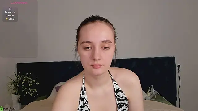 Snapshot of Amy-Desiree chatting on July 2026 01:34:01 AM Amy-Desiree online show from July 2026 01:34:01 AM