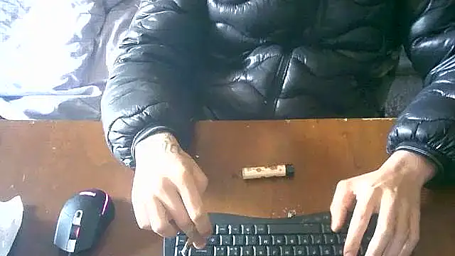 Snapshot of Savage420Sex chatting on April 2026 02:37:01 PM Savage420Sex online show from April 2026 02:37:01 PM