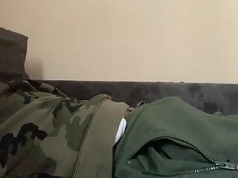 Snapshot of Holmes94 chatting on April 2026 04:04:01 PM Holmes94 online show from April 2026 04:04:01 PM