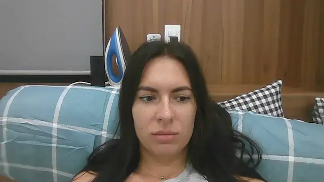 Alisa070710 online show from April 2026 01:31:01 PM