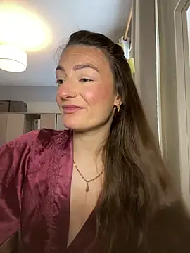Snapshot of MiaLovesxxx chatting on May 2026 11:37:01 AM MiaLovesxxx online show from May 2026 11:37:01 AM