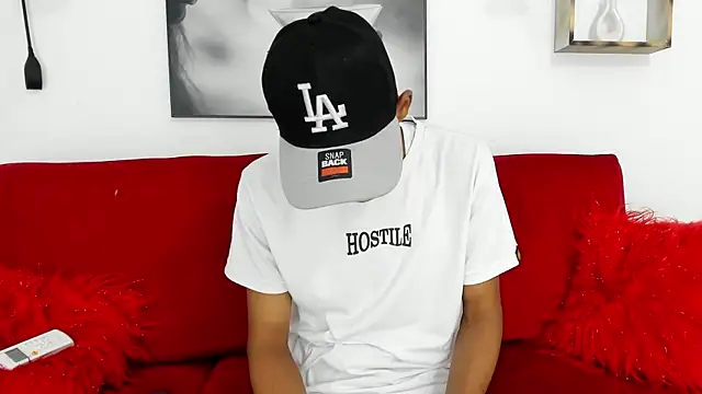 scary movie online show from April 2026 01:17:02 AM