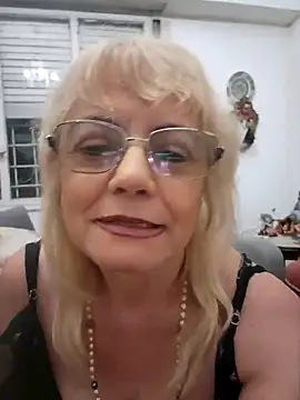 MatureElegantWidow online show from April 2026 10:19:02 PM