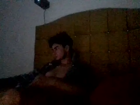manulito260 online show from July 2026 01:43:02 AM
