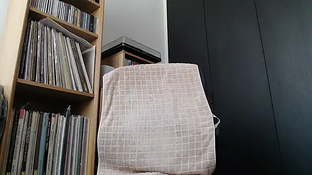 Snapshot of hornet332 chatting on July 2026 11:33:01 PM hornet332 online show from July 2026 11:33:01 PM