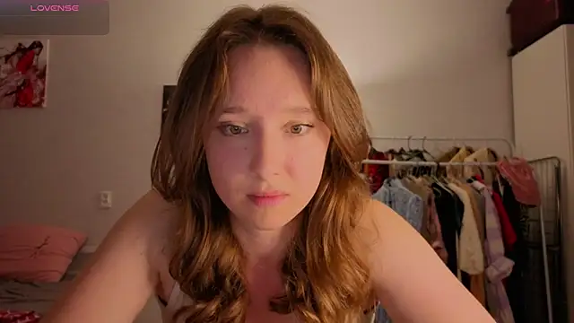 hunny ines online show from July 2026 05:42:02 PM