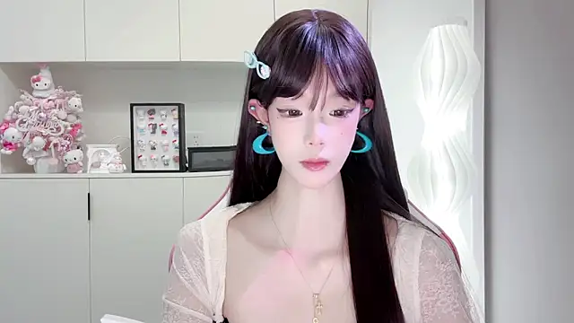 Snapshot of -Moonshine chatting on April 2026 09:58:02 AM -Moonshine online show from April 2026 09:58:02 AM