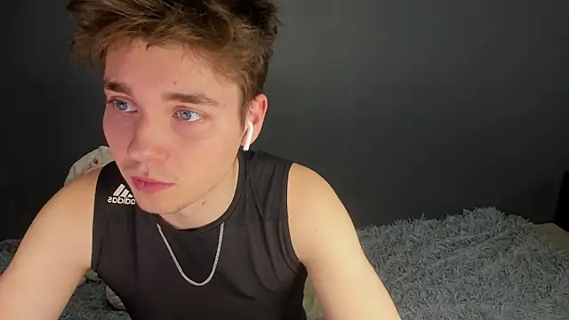 zeriax online show from April 2026 01:36:01 AM