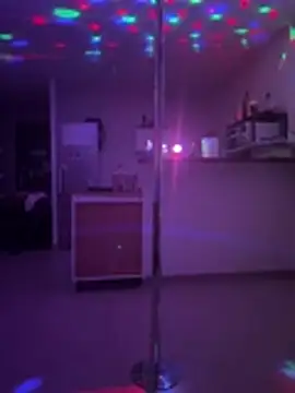 Miss35 online show from April 2026 08:46:01 PM