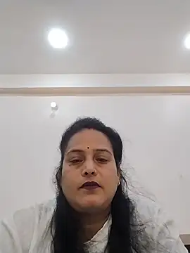 Snapshot of Sonam_hote chatting on June 2026 07:03:02 AM Sonam hote online show from June 2026 07:03:02 AM