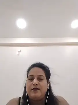 Snapshot of Sonam_hote chatting on June 2026 04:29:02 PM Sonam hote online show from June 2026 04:29:02 PM