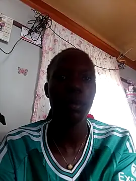 Snapshot of KLASSY77 chatting on April 2026 11:14:02 AM KLASSY77 online show from April 2026 11:14:02 AM