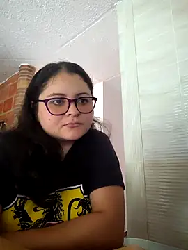 Snapshot of Dark_Cherry20 chatting on April 2026 08:50:01 PM Dark Cherry20 online show from April 2026 08:50:01 PM