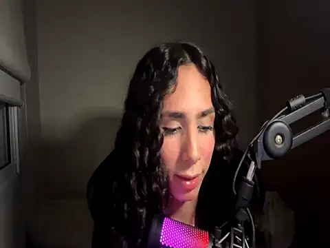 TakakoAthan online show from April 2026 11:54:01 PM