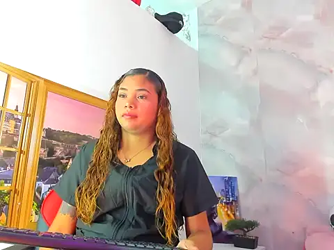 EllyBloom online show from April 2026 02:03:01 PM